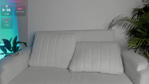 Snapshot of cherrybr_ chatting on 10.10.25 Cherry Lady online show from 10.10.25