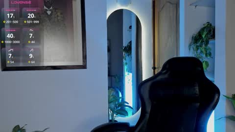 Snapshot of cherrybr_ chatting on 11.29.25 Cherry Lady online show from 11.29.25