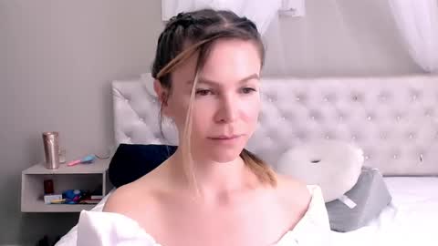 Anna online show from 01.22.25