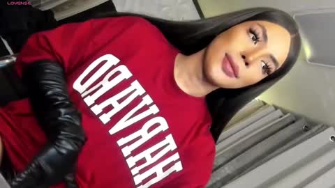 Snapshot of cherryharper chatting on 12.28.24 THE ALPHA GODDESSOFSEXUALDESIRE online show from 12.28.24