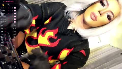 Snapshot of cherryharper chatting on 01.17.25 THE ALPHA GODDESSOFSEXUALDESIRE online show from 01.17.25