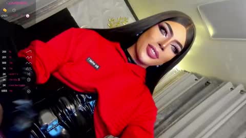 Snapshot of cherryharper chatting on 01.25.25 THE ALPHA GODDESSOFSEXUALDESIRE online show from 01.25.25