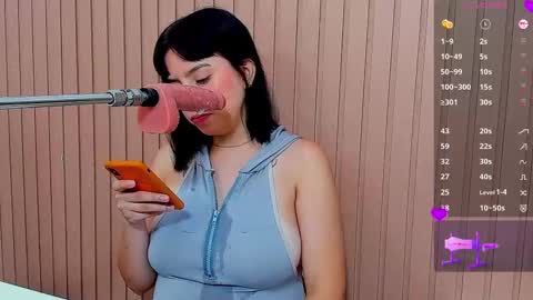 Snapshot of cherryl_blosom_ chatting on 11.11.25 Cherryl online show from 11.11.25