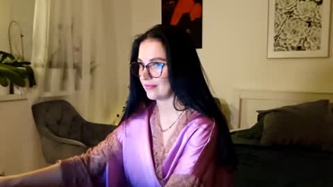 Kira online show from 06.10.26