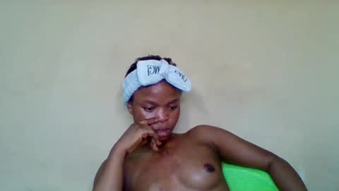 cherryxpussy online show from 12.15.25