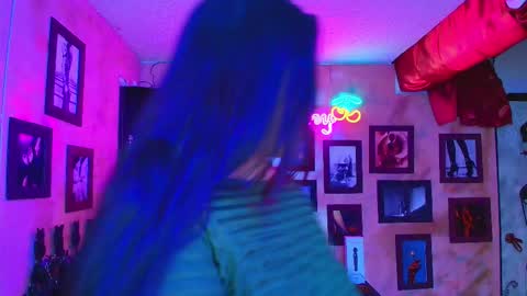 Snapshot of cherryy_bombshelll chatting on 01.06.26 cherry online show from 01.06.26