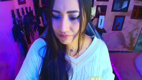 Snapshot of cherryy_bombshelll chatting on 01.08.26 cherry online show from 01.08.26