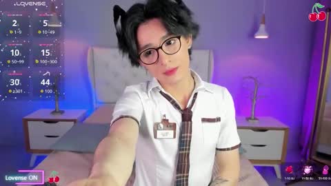 Snapshot of cherryy_boy chatting on 09.20.25 Matias online show from 09.20.25
