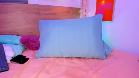 Cherry Queen online show from 01.14.26