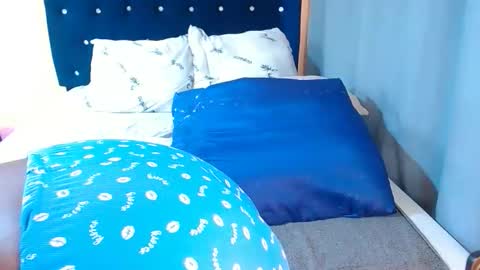 cherryyummy69 online show from 11.30.25