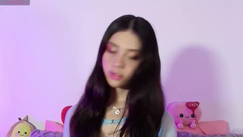 Snapshot of cheryelfox chatting on 10.16.25 cheryelfox online show from 10.16.25