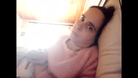 Snapshot of cherymoon89 chatting on 02.18.25 CherryMoon online show from 02.18.25