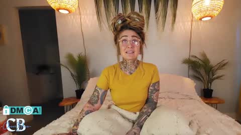 Chevi Blue online show from 01.22.25