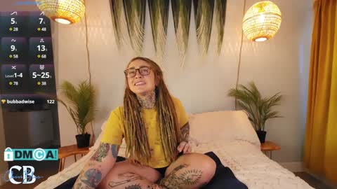 Chevi Blue online show from 02.03.25