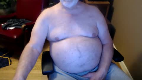 Snapshot of chgodad chatting on 01.02.25 chgodad online show from 01.02.25