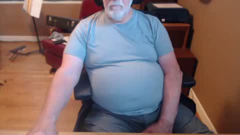 Snapshot of chgodad chatting on 06.05.26 chgodad online show from 06.05.26