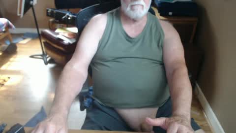 Snapshot of chgodad chatting on 07.16.26 chgodad online show from 07.16.26