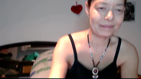 Snapshot of chiara177 chatting on 12.19.24 Chiara online show from 12.19.24