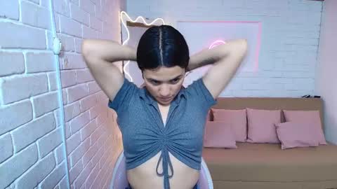 Snapshot of chiara_tay chatting on 02.19.25 Chiara online show from 02.19.25