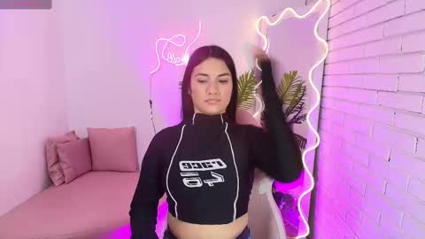 Snapshot of chiara_tay chatting on 02.27.25 Chiara online show from 02.27.25