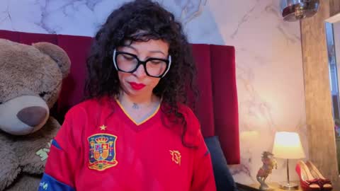 Snapshot of chiarajjones chatting on 07.19.26 CHIARA online show from 07.19.26