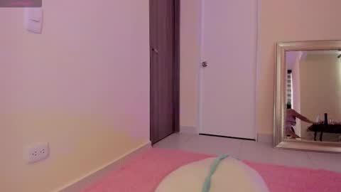 chihiro_11 online show from 12.17.25