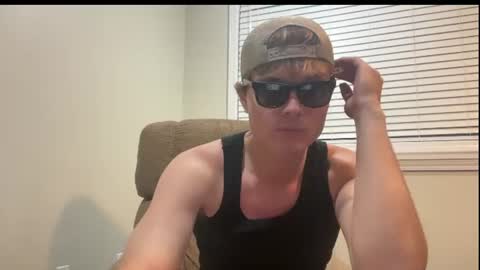 chill_fit_guy online show from 08.09.26