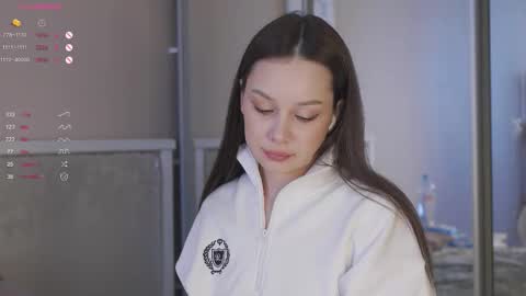 Nicole online show from 03.09.26