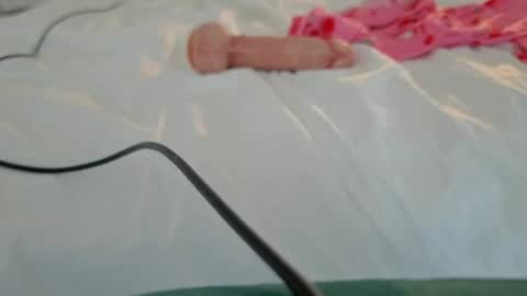 Snapshot of chillwithcamii chatting on 06.27.26 yoursensualparadise online show from 06.27.26