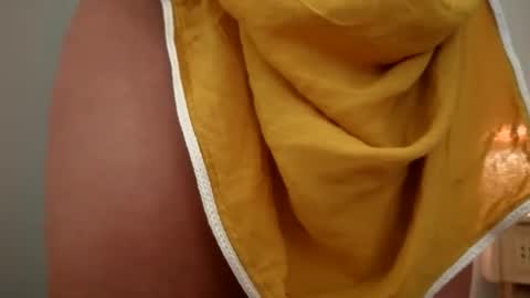 Snapshot of chillwithcamii chatting on 07.19.26 yoursensualparadise online show from 07.19.26
