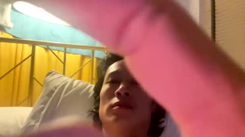 Snapshot of chillyal chatting on 12.30.24 A online show from 12.30.24