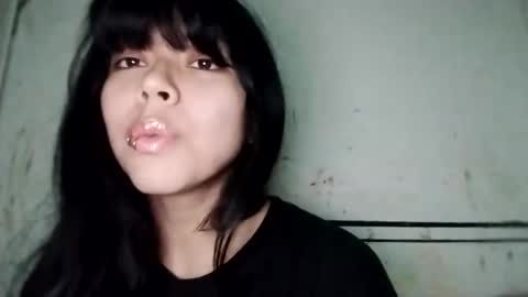 Snapshot of chinanochina11 chatting on 11.08.25 China online show from 11.08.25