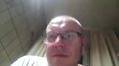 Snapshot of chipa69 chatting on 12.19.25 chipa69 online show from 12.19.25