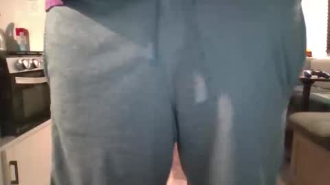 Snapshot of chipdougie chatting on 04.12.26 Chip Dougie online show from 04.12.26