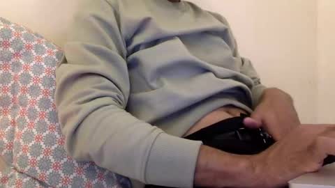 Snapshot of chirumiru123 chatting on 02.01.26 chirumiru123 online show from 02.01.26