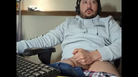 Snapshot of chitownburb chatting on 03.23.26 chitownburb online show from 03.23.26