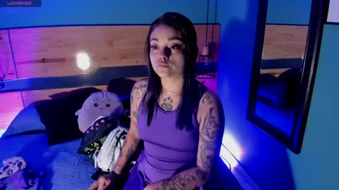 Chloeallennn  online show from 04.21.26