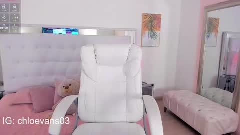 Chloe online show from 09.14.25