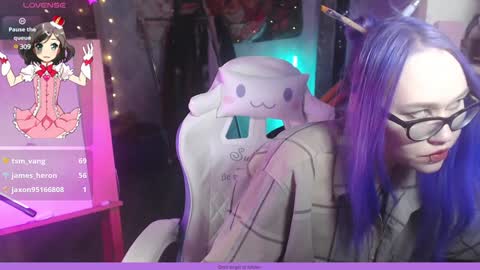 Snapshot of chloe_crystall_killer chatting on 12.16.24 chloe_crystall_killer online show from 12.16.24