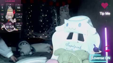 Snapshot of chloe_crystall_killer chatting on 12.16.25 chloe_crystall_killer online show from 12.16.25