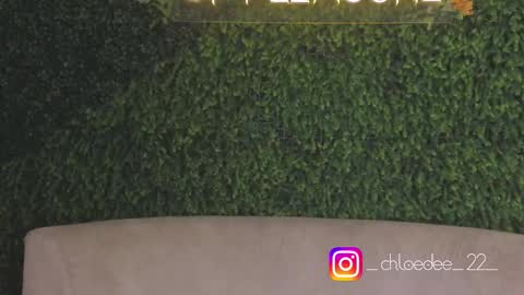 Chloe online show from 10.17.25