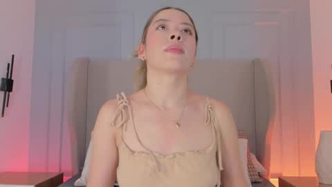 Snapshot of chloe_dee_ chatting on 03.14.26 Chloe online show from 03.14.26