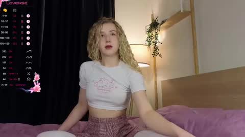 Arianaa Mourrr online show from 02.11.25