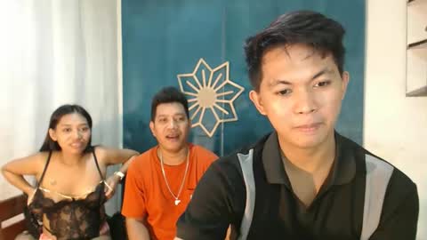 Snapshot of chloe_harlot chatting on 12.15.25 chloe and harlot online show from 12.15.25