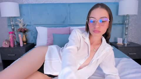chloe_key online show from 05.26.26