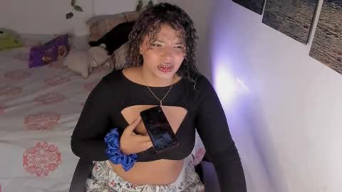 chloe_kisses online show from 03.26.26