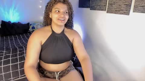 chloe_kisses online show from 04.24.26