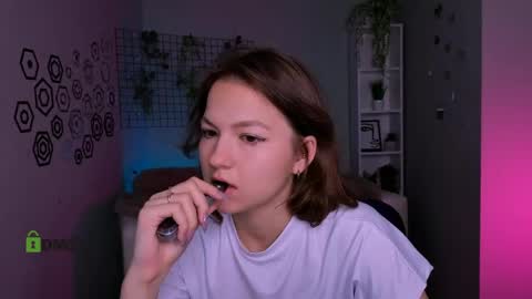 chloe_ley online show from 04.29.26