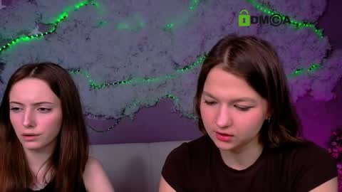 Snapshot of chloe_ley chatting on 05.15.26 chloe_ley online show from 05.15.26