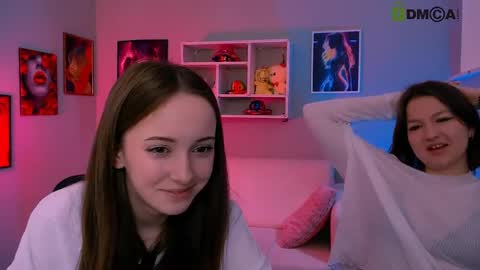 Snapshot of chloe_ley chatting on 06.04.26 chloe_ley online show from 06.04.26